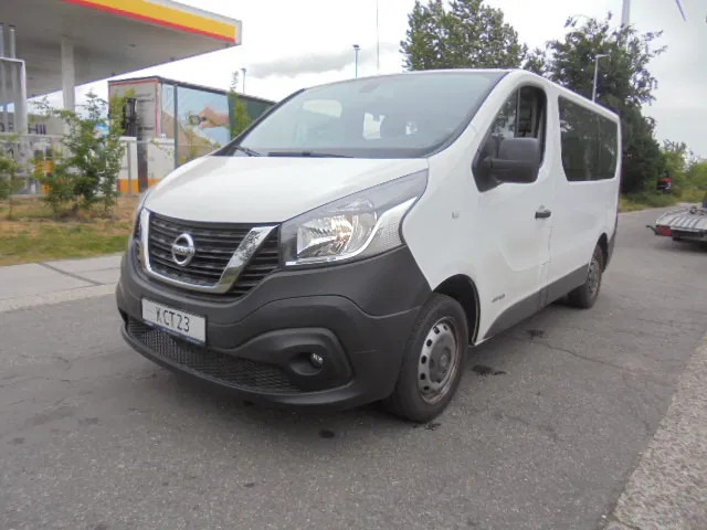 Nissan NV 300 - Autobus: foto 1 Nissan NV 300 - Autobus: foto 1