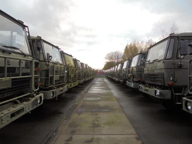 Camion DAF YA 4X4  50 X TRUCKS FOR SALE: foto 6