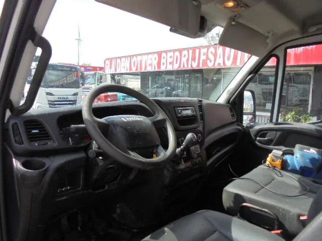 Camion, Camion con gru Iveco Daily 70 70C17: foto 12