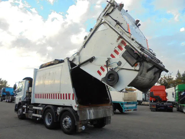 DAF CF 75.250 6X2 - Camion immondizia: foto 4 DAF CF 75.250 6X2 - Camion immondizia: foto 4