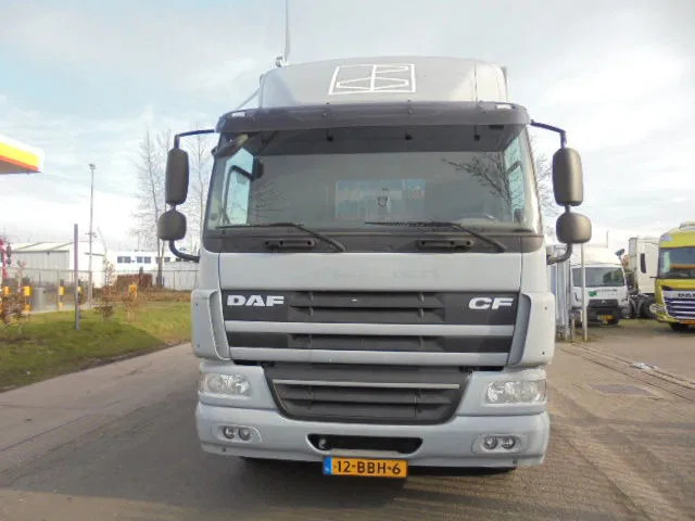 DAF CF 75 360 NL TRUCK - Autocarro portacontainer/ Caisse interchangeable: foto 2 DAF CF 75 360 NL TRUCK - Autocarro portacontainer/ Caisse interchangeable: foto 2