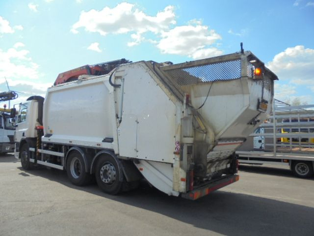 DAF FA FAN CF75-250 6X2 - Camion immondizia: foto 4 DAF FA FAN CF75-250 6X2 - Camion immondizia: foto 4