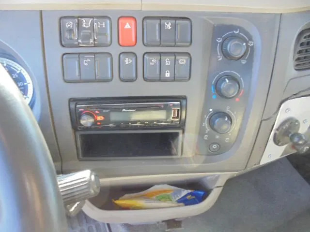 Autocarro multibenna DAF LF LF 320: foto 18