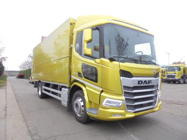 DAF XD 370 FA DEMO MET FABRIEKS GARANTIE - Autocarro furgonato: foto 4 DAF XD 370 FA DEMO MET FABRIEKS GARANTIE - Autocarro furgonato: foto 4