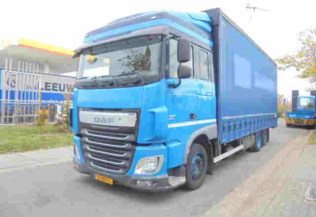 DAF XF 410 6X2 NL TRUCK TUV 03-26 - Camion centinato: foto 1 DAF XF 410 6X2 NL TRUCK TUV 03-26 - Camion centinato: foto 1
