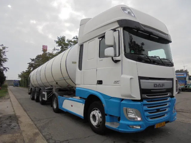 DAF XF 440 SSC RETARDER - Camion cisterna: foto 3 DAF XF 440 SSC RETARDER - Camion cisterna: foto 3