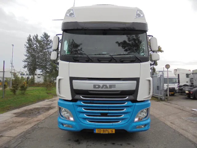 DAF XF 440 SSC RETARDER - Camion cisterna: foto 2 DAF XF 440 SSC RETARDER - Camion cisterna: foto 2