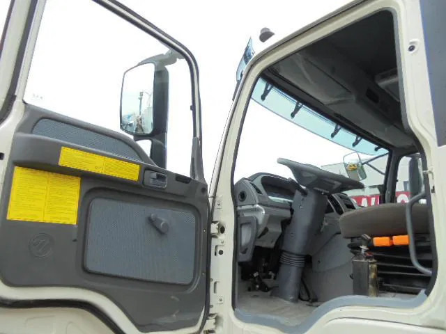 Diversen FOTON DAIMLER TX 3234 6X4 FOTON DAIMLER TX 3234 6X4 - Autocarro ribaltabile: foto 5 Diversen FOTON DAIMLER TX 3234 6X4 FOTON DAIMLER TX 3234 6X4 - Autocarro ribaltabile: foto 5