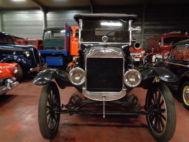 Ford T T RUNABOUT - Cabriolet: foto 2 Ford T T RUNABOUT - Cabriolet: foto 2