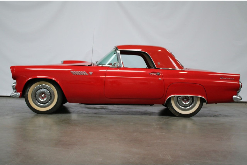 Ford Thunderbird V8 - Cabriolet: foto 2 Ford Thunderbird V8 - Cabriolet: foto 2