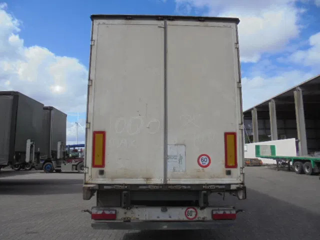 Fruehauf T39B AKSEL BPW DISC - Semirimorchio centinato: foto 5 Fruehauf T39B AKSEL BPW DISC - Semirimorchio centinato: foto 5