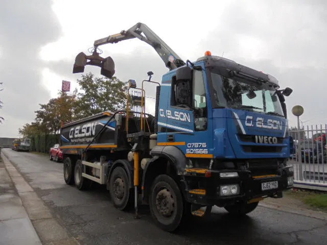 Iveco AD340T36 8X4 - Autocarro ribaltabile, Camion con gru: foto 3 Iveco AD340T36 8X4 - Autocarro ribaltabile, Camion con gru: foto 3