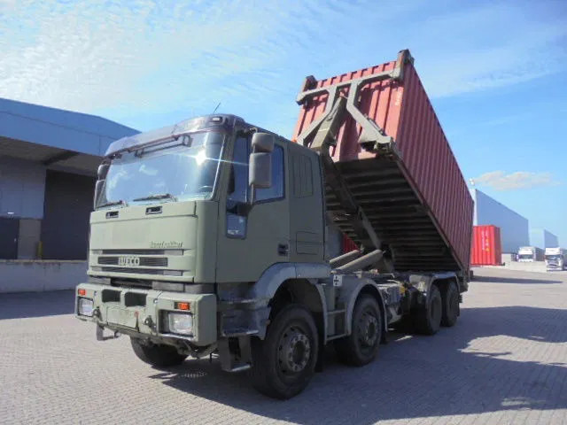 Iveco Eurotrakker 410 E37H - Autocarro scarrabile: foto 2 Iveco Eurotrakker 410 E37H - Autocarro scarrabile: foto 2