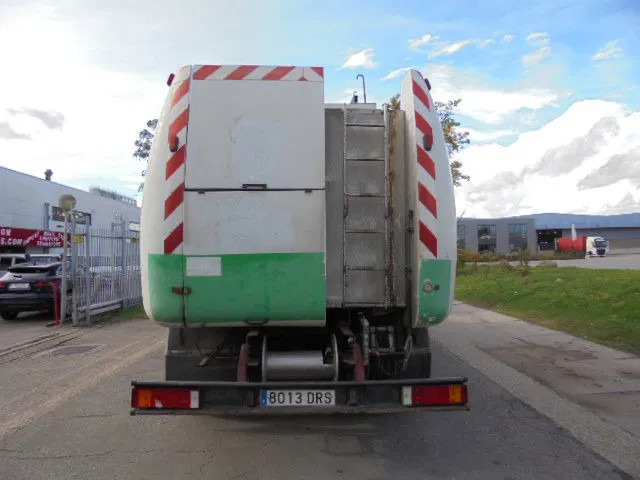 Iveco Stralis 270 - Camion cisterna: foto 5 Iveco Stralis 270 - Camion cisterna: foto 5