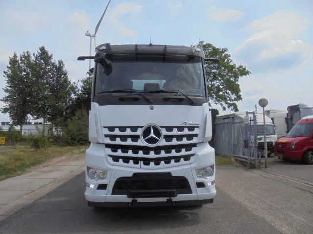 Mercedes-Benz Arocs 2545 + RETARDER 6X2 NEW /DEMO - Camion con gru: foto 4 Mercedes-Benz Arocs 2545 + RETARDER 6X2 NEW /DEMO - Camion con gru: foto 4