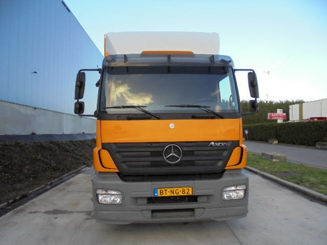 Mercedes-Benz Axor 1829 + HAMMELMAN - Autospurgo: foto 2 Mercedes-Benz Axor 1829 + HAMMELMAN - Autospurgo: foto 2