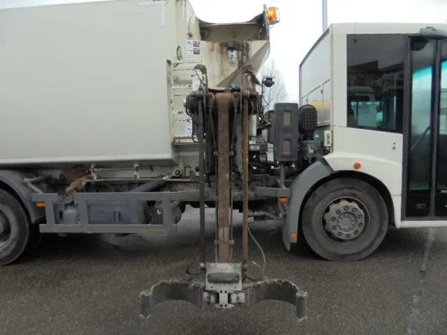 Mercedes-Benz Econic 2629 LLTNLA 6X2/4 - Camion immondizia: foto 3 Mercedes-Benz Econic 2629 LLTNLA 6X2/4 - Camion immondizia: foto 3