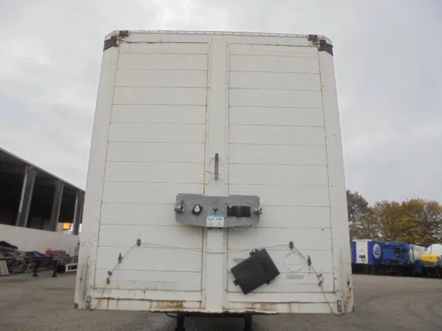 Renders ROC 12-27N X-STEERING - Semirimorchio centinato: foto 2 Renders ROC 12-27N X-STEERING - Semirimorchio centinato: foto 2