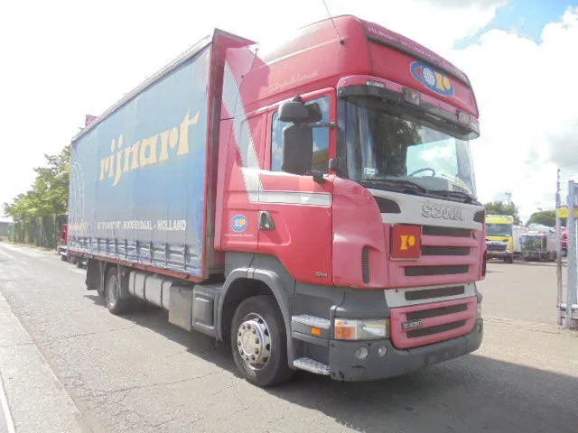 Scania R420 6X2 RETARDER - Autocarro furgonato: foto 2 Scania R420 6X2 RETARDER - Autocarro furgonato: foto 2