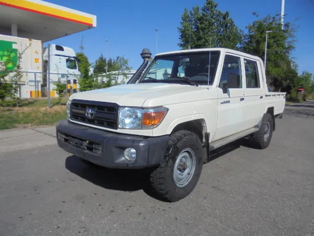 Toyota Land Cruiser HJ79L 4X4 CREWCAB PICKUP EXPORT OUTSIDE EU ONLY - Pick-up: foto 1 Toyota Land Cruiser HJ79L 4X4 CREWCAB PICKUP EXPORT OUTSIDE EU ONLY - Pick-up: foto 1