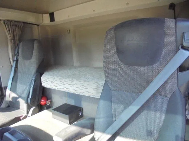 Trattore stradale DAF CF 440: foto 11