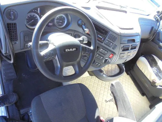 Trattore stradale DAF XF 440 125XDAF 106 TRACTOR HEAD IN STOCK: foto 8 Trattore stradale DAF XF 440 125XDAF 106 TRACTOR HEAD IN STOCK: foto 8