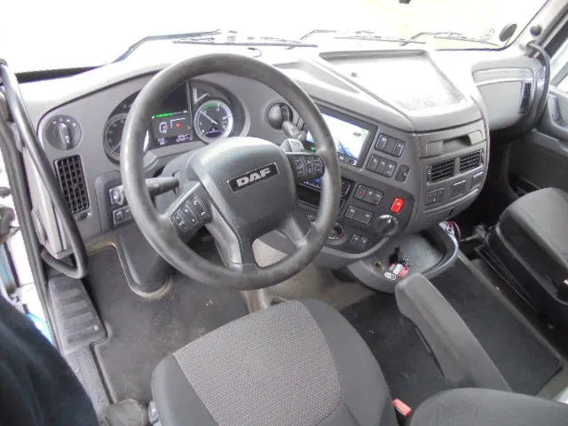 DAF XF 440 SUPER SPACE CAB NL TRUCK - Trattore stradale: foto 4 DAF XF 440 SUPER SPACE CAB NL TRUCK - Trattore stradale: foto 4