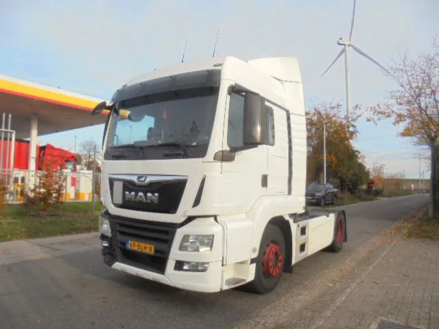 MAN TGS 18.320 NL TRUCK TUV 07-2026 - Trattore stradale: foto 1 MAN TGS 18.320 NL TRUCK TUV 07-2026 - Trattore stradale: foto 1