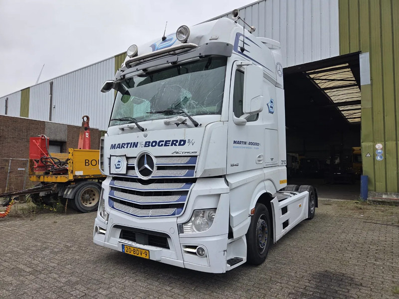Mercedes-Benz Actros 1842 LS CABINE SCHADE NL TRUCK - Trattore stradale: foto 1 Mercedes-Benz Actros 1842 LS CABINE SCHADE NL TRUCK - Trattore stradale: foto 1