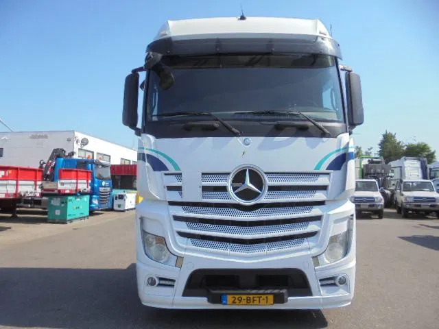 Mercedes-Benz Actros 1843 - Trattore stradale: foto 2 Mercedes-Benz Actros 1843 - Trattore stradale: foto 2