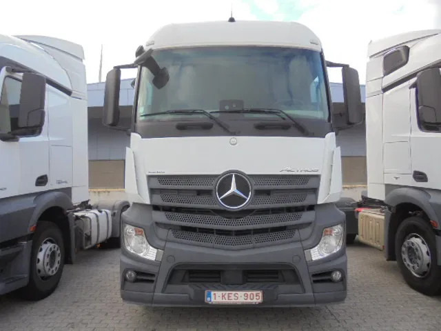 Mercedes-Benz Actros 1943 BELGIUM REGISTRATION TUV 05-2026 - Trattore stradale: foto 2 Mercedes-Benz Actros 1943 BELGIUM REGISTRATION TUV 05-2026 - Trattore stradale: foto 2