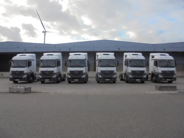 Mercedes-Benz Actros 1943 BELGIUM REGISTRATION TUV 06-2026 - Trattore stradale: foto 5 Mercedes-Benz Actros 1943 BELGIUM REGISTRATION TUV 06-2026 - Trattore stradale: foto 5