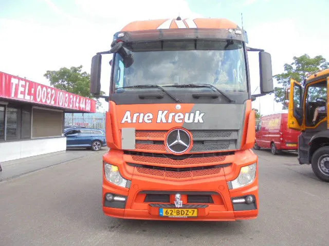 Mercedes-Benz Actros 2343 6X2 VOORLOOPAS - Trattore stradale: foto 2 Mercedes-Benz Actros 2343 6X2 VOORLOOPAS - Trattore stradale: foto 2