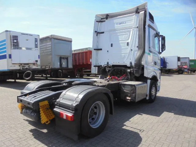 Mercedes-Benz Actros ACTROS 1842 - Trattore stradale: foto 3 Mercedes-Benz Actros ACTROS 1842 - Trattore stradale: foto 3