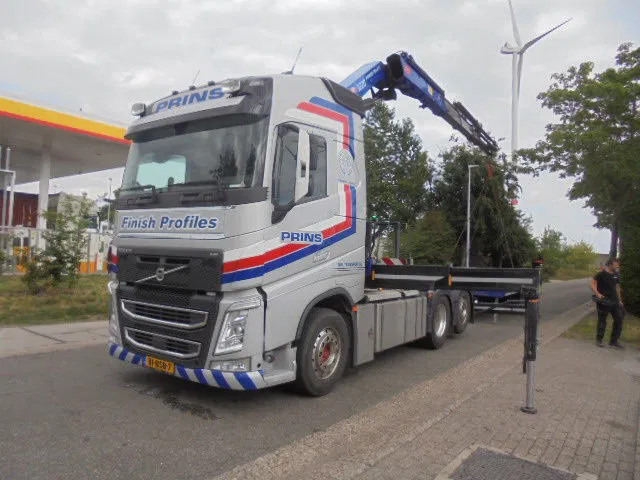 Volvo FH 420 6X2 NL TRUCK - Trattore stradale: foto 1 Volvo FH 420 6X2 NL TRUCK - Trattore stradale: foto 1