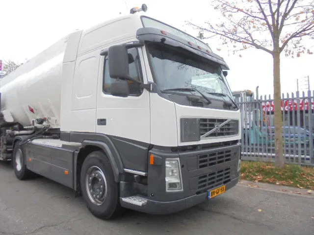 Volvo FM 400 GLOBETROTTER ADR NL TRUCK +TANK TRAILER - Trattore stradale: foto 3 Volvo FM 400 GLOBETROTTER ADR NL TRUCK +TANK TRAILER - Trattore stradale: foto 3