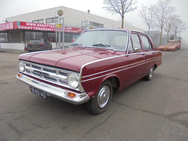 Vauxhall VX 4.90 - Berlina: foto 1 Vauxhall VX 4.90 - Berlina: foto 1