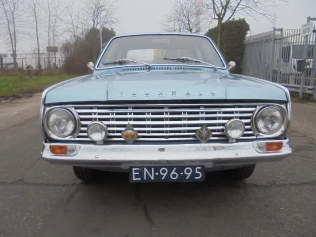 Vauxhall Victor 101 SUPER - Berlina: foto 2 Vauxhall Victor 101 SUPER - Berlina: foto 2