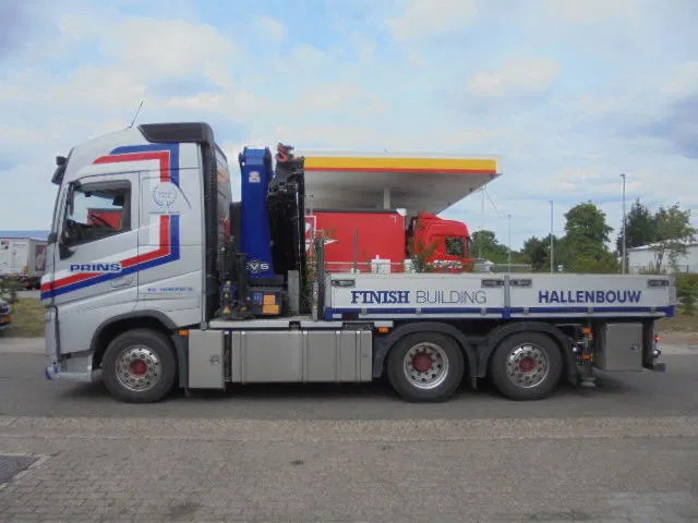 Volvo FH 420 6X2 NL TRUCK - Camion con gru: foto 1 Volvo FH 420 6X2 NL TRUCK - Camion con gru: foto 1