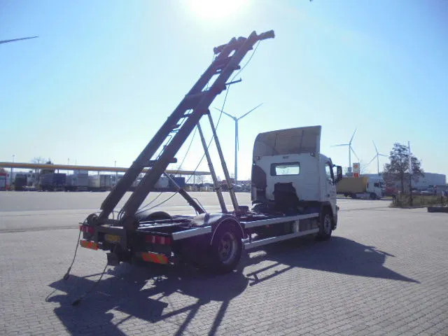 Volvo FM 260 MANUAL GEAR NL TRUCK - Camion con sistema di cavi: foto 4 Volvo FM 260 MANUAL GEAR NL TRUCK - Camion con sistema di cavi: foto 4
