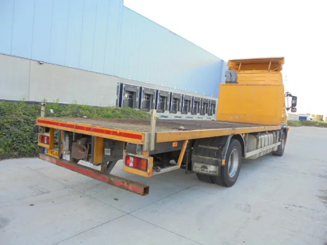 Volvo FM FM 300 LOW KM - Autocarro furgonato: foto 5 Volvo FM FM 300 LOW KM - Autocarro furgonato: foto 5