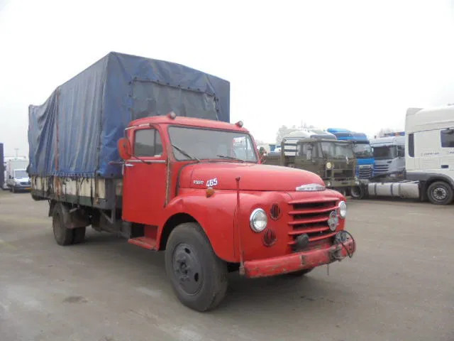 Volvo L 465 - Camion centinato: foto 3 Volvo L 465 - Camion centinato: foto 3