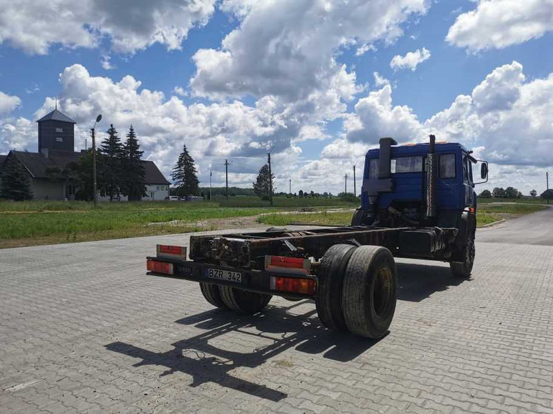 Iveco Magirus 190-26 water cooling chassis truck - Autocarro telaio: foto 3 Iveco Magirus 190-26 water cooling chassis truck - Autocarro telaio: foto 3