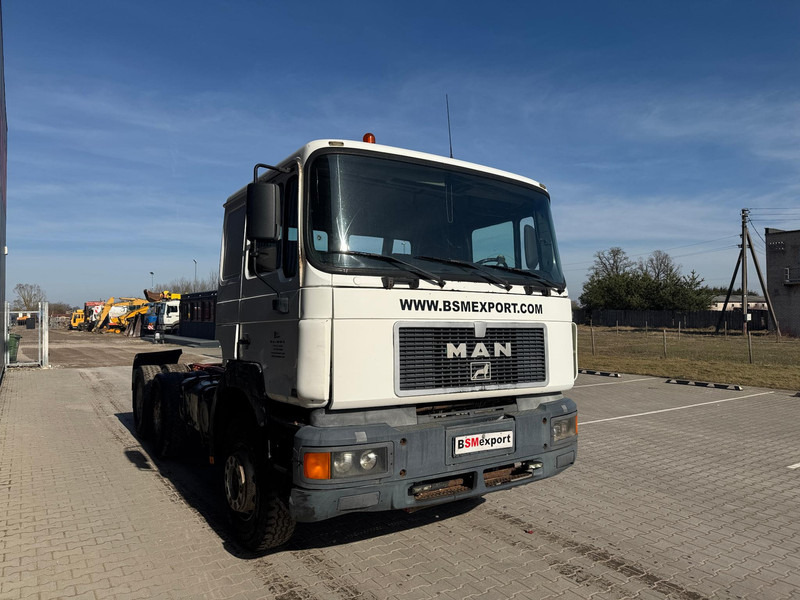 MAN 26.403 - Autocarro telaio: foto 2 MAN 26.403 - Autocarro telaio: foto 2
