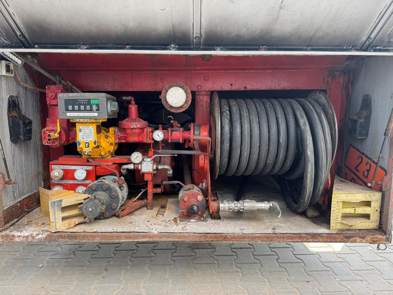 ROBINE Fauvet-GIR, 50646 l + meter + pump - Semirimorchio: foto 5 ROBINE Fauvet-GIR, 50646 l + meter + pump - Semirimorchio: foto 5