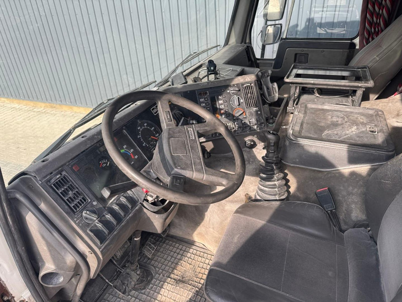 Volvo FL 7 260 - Camion cisterna: foto 5 Volvo FL 7 260 - Camion cisterna: foto 5