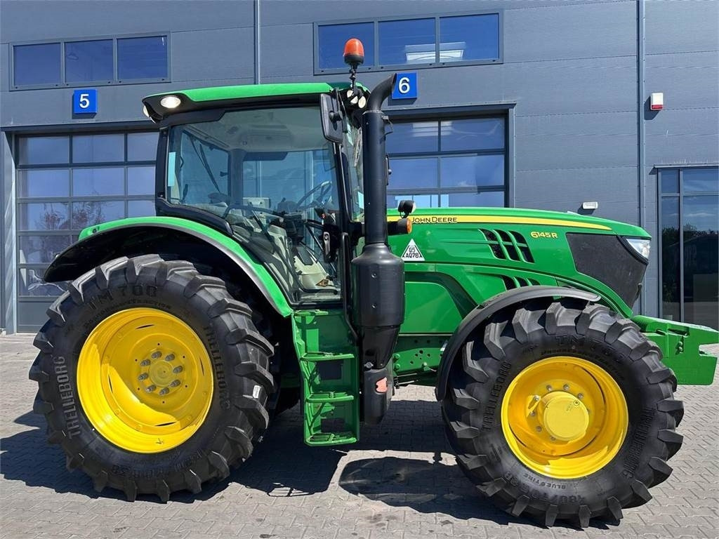 John Deere 6145R - Trattore: foto 2 John Deere 6145R - Trattore: foto 2