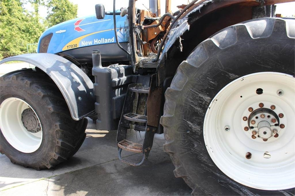 New Holland T7030 - Trattore: foto 5 New Holland T7030 - Trattore: foto 5