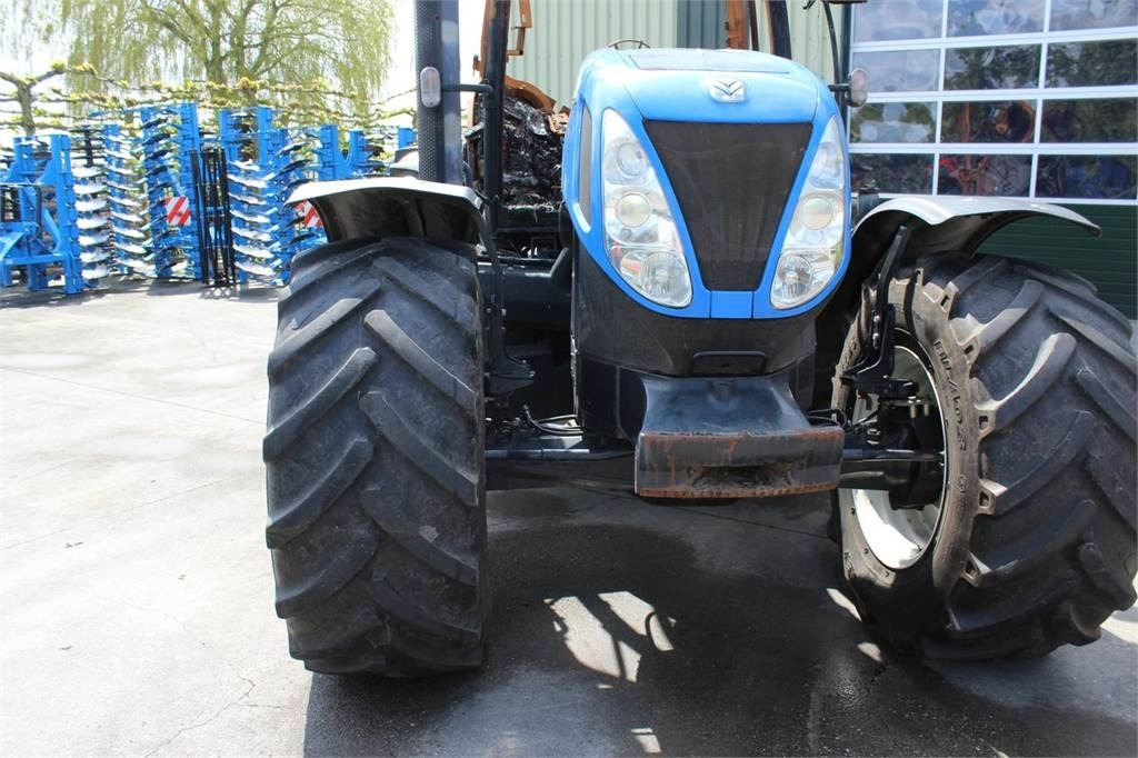 New Holland T7030 - Trattore: foto 2 New Holland T7030 - Trattore: foto 2