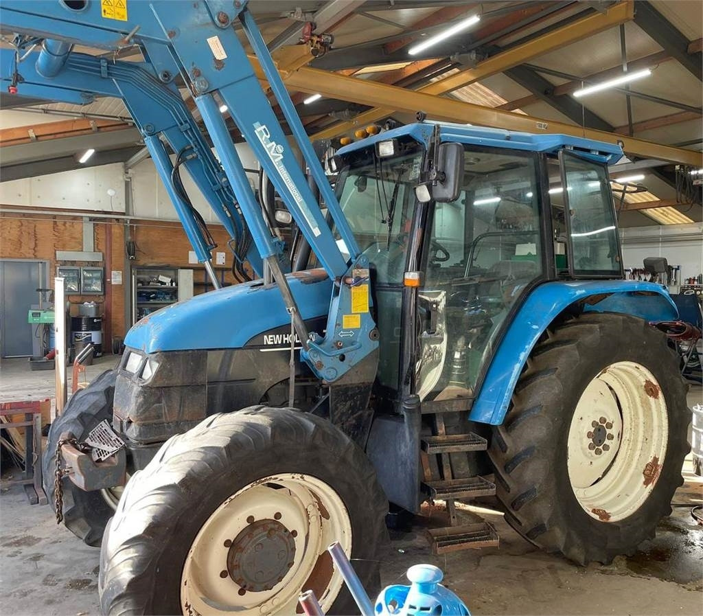 New Holland TS 90 - Trattore: foto 1 New Holland TS 90 - Trattore: foto 1